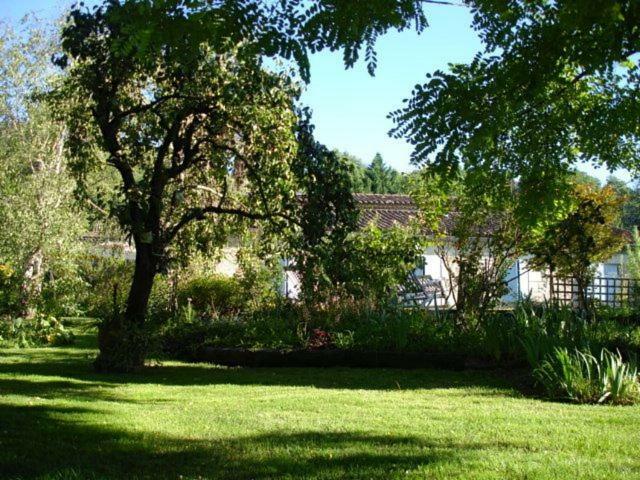 Bed and Breakfast La Petite Provence de Touron à Pujols  Extérieur photo